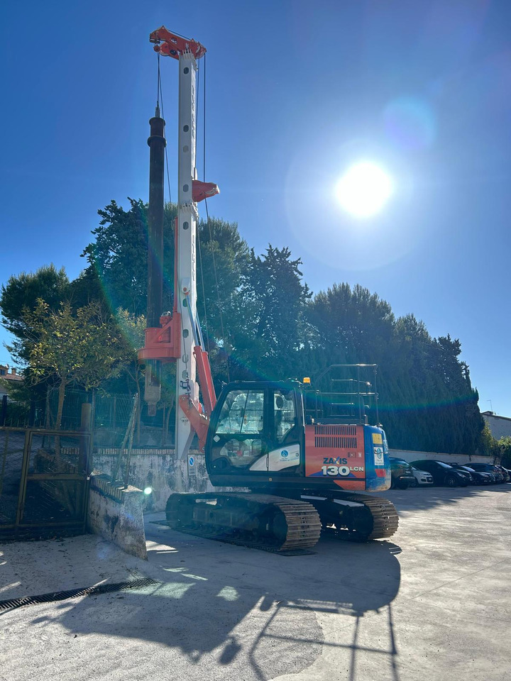 Tescar CF-6 - Pile driver: picture 3 Tescar CF-6 - Pile driver: picture 3