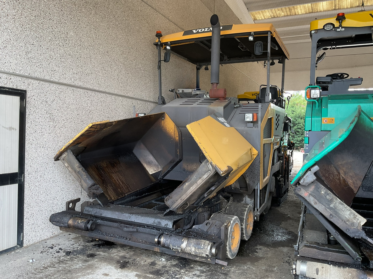 Volvo P6870C - Asphalt paver: picture 2 Volvo P6870C - Asphalt paver: picture 2