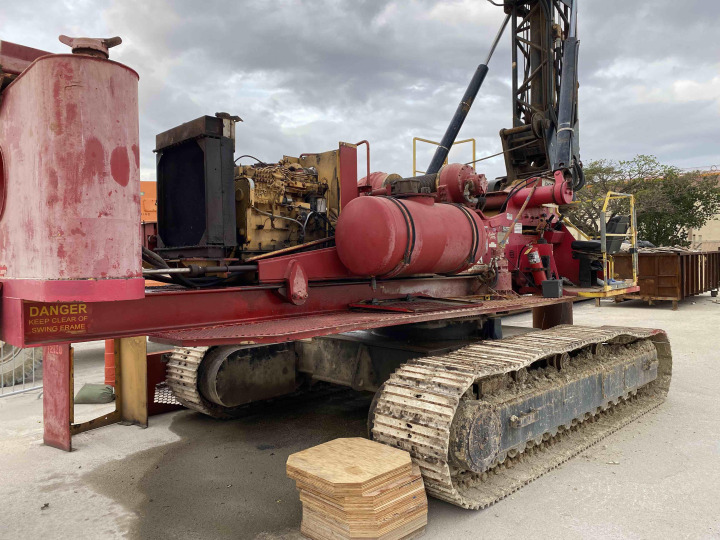 Watson 2500 - Pile driver: picture 1 Watson 2500 - Pile driver: picture 1