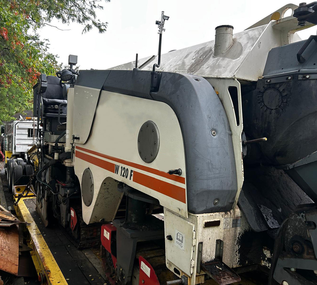 Wirtgen W 120 F - Cold planer: picture 4 Wirtgen W 120 F - Cold planer: picture 4