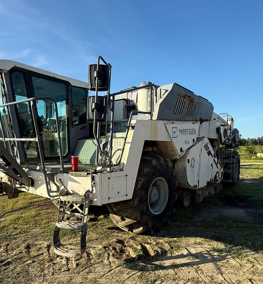 Wirtgen WR 240 I - Soil stabilizer: picture 5 Wirtgen WR 240 I - Soil stabilizer: picture 5
