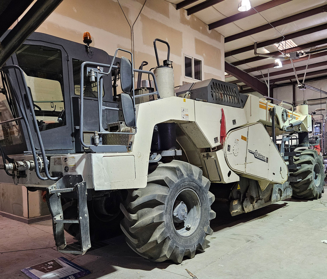 Wirtgen WR 2400 - Soil stabilizer: picture 3 Wirtgen WR 2400 - Soil stabilizer: picture 3