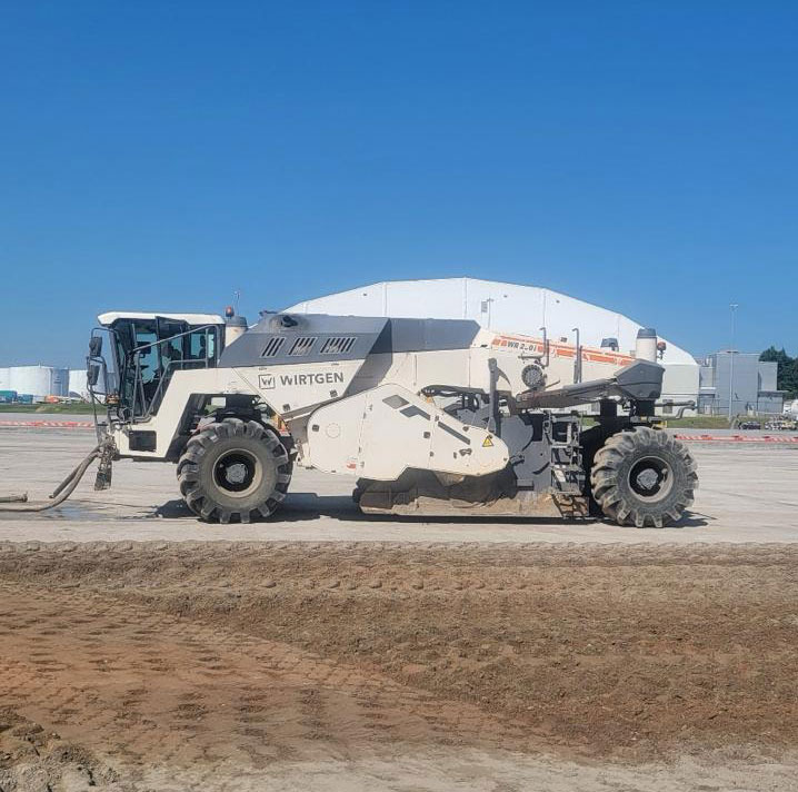 Wirtgen WR 250 I - Soil stabilizer: picture 1 Wirtgen WR 250 I - Soil stabilizer: picture 1