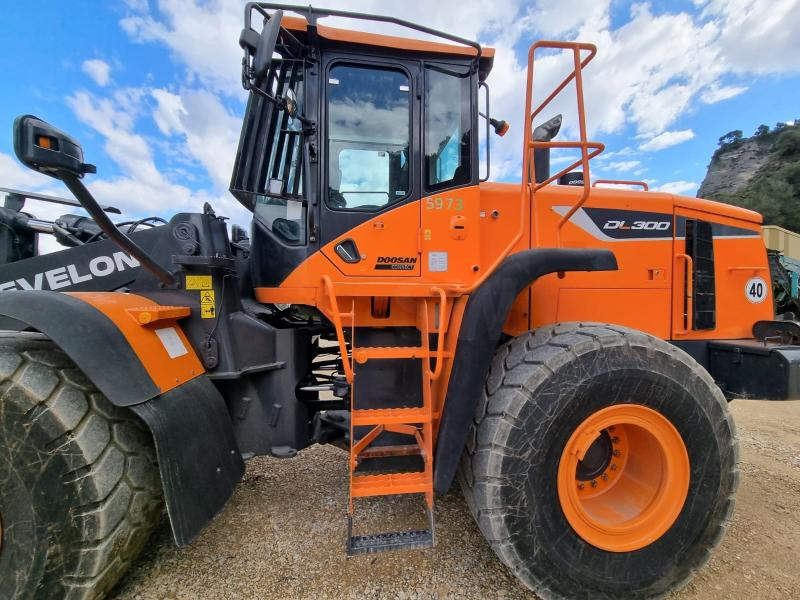 Doosan DL300 - Wheel loader: picture 4 Doosan DL300 - Wheel loader: picture 4