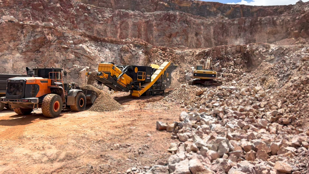 FABO Mobile crusher - Mobile crusher: picture 5 FABO Mobile crusher - Mobile crusher: picture 5