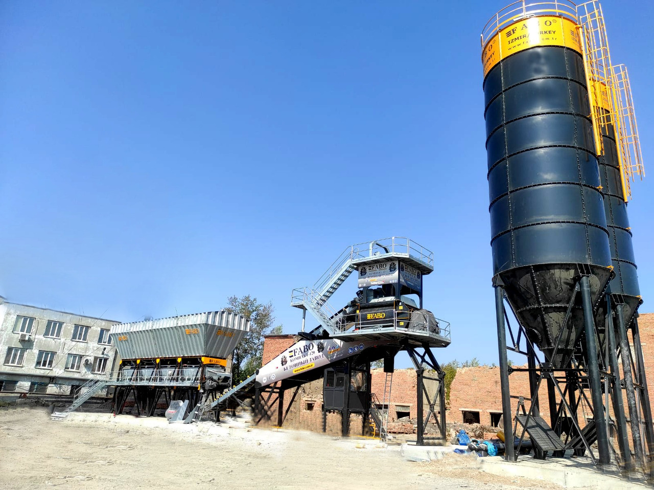 FABO compact concrete plant - Concrete plant: picture 4 FABO compact concrete plant - Concrete plant: picture 4
