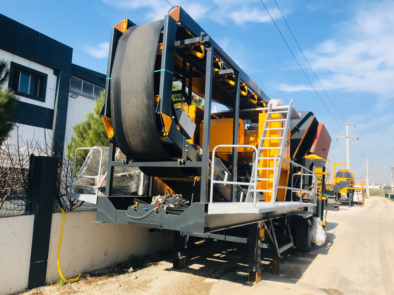 FABO mobile jaw crusher - Jaw crusher: picture 3 FABO mobile jaw crusher - Jaw crusher: picture 3