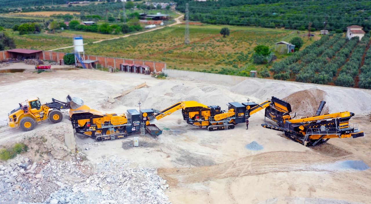 FABO mobile jaw crusher - Jaw crusher: picture 1 FABO mobile jaw crusher - Jaw crusher: picture 1