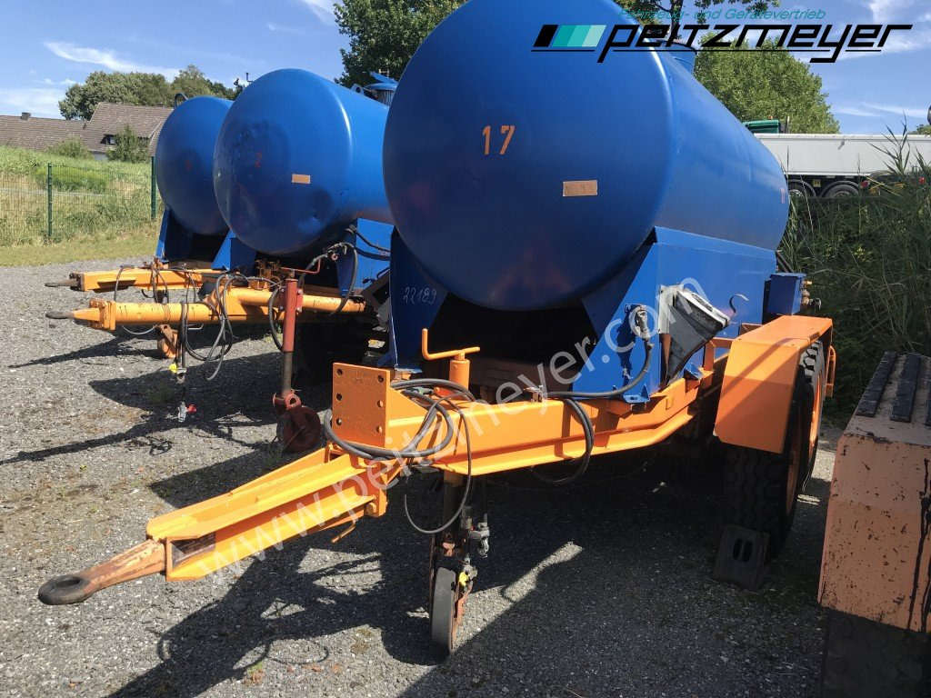 BATHE TANDEMANHÄNGER Bitum / Teerkocher 3,5 m³ Hatz DIesel 1 D 81 C - Bitumen sprayer: picture 4 BATHE TANDEMANHÄNGER Bitum / Teerkocher 3,5 m³ Hatz DIesel 1 D 81 C - Bitumen sprayer: picture 4