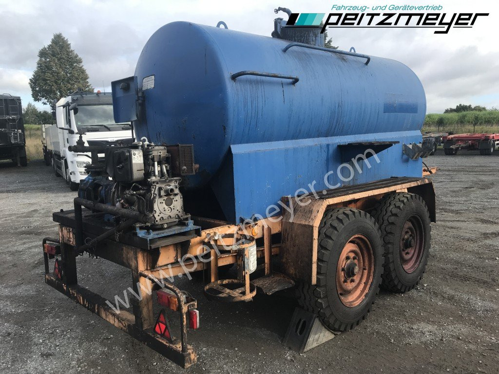 BATHE TANDEMANHÄNGER Bitum / Teerkocher 3,5 m³ Hatz Diesel-Motor 1 B 40 - Bitumen sprayer: picture 1 BATHE TANDEMANHÄNGER Bitum / Teerkocher 3,5 m³ Hatz Diesel-Motor 1 B 40 - Bitumen sprayer: picture 1