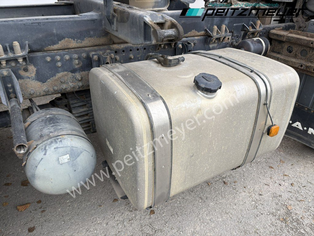 Tipper MAN TGA 26.440 FALK 6x6, Meiller, Bordmatik, Klima Allrad: picture 36 Tipper MAN TGA 26.440 FALK 6x6, Meiller, Bordmatik, Klima Allrad: picture 36