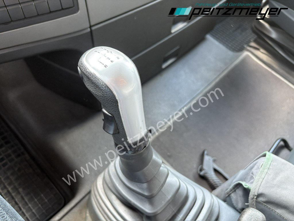 Beverage truck MAN TGX 26.440 FLL Getränke Ewers Schwenkwand: picture 23