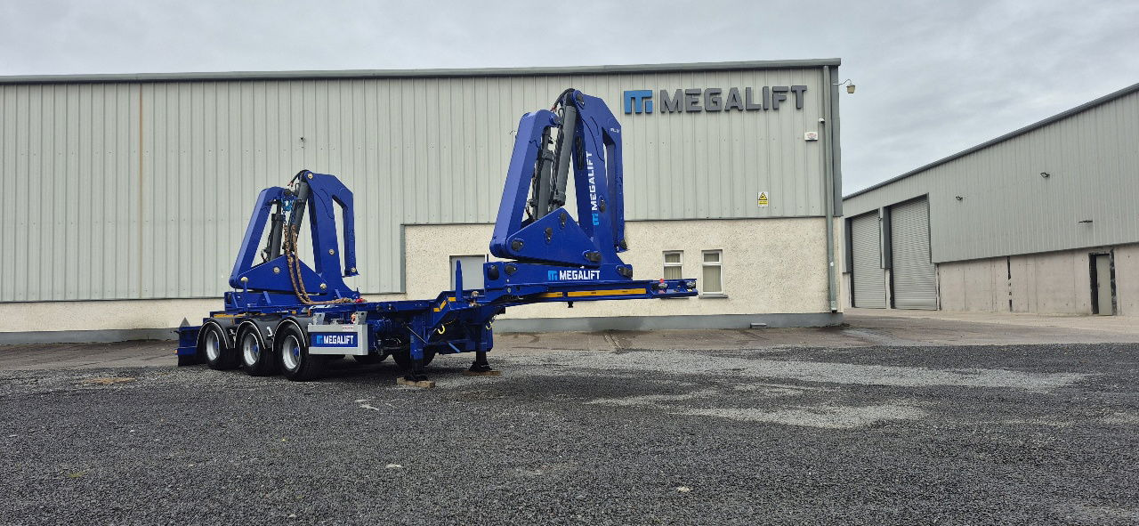 Mega NEW Megaliftt Sideloader / 35 tons lift capacity /20-40-45 HC/ Diesel engine / Gooseneck-extendable - Container transporter/ Swap body semi-trailer: picture 1 Mega NEW Megaliftt Sideloader / 35 tons lift capacity /20-40-45 HC/ Diesel engine / Gooseneck-extendable - Container transporter/ Swap body semi-trailer: picture 1
