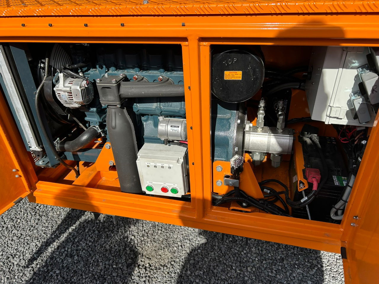 Container transporter/ Swap body semi-trailer Mega NEW Megaliftt Sideloader / 35 tons lift capacity /20-40-45 HC/ Diesel engine / Gooseneck-extendable: picture 9 Container transporter/ Swap body semi-trailer Mega NEW Megaliftt Sideloader / 35 tons lift capacity /20-40-45 HC/ Diesel engine / Gooseneck-extendable: picture 9