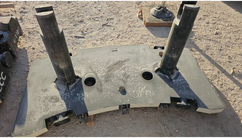 All terrain crane Grove GMK4100L-1 (2pcs available - Qatar): picture 17