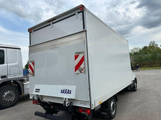Iveco 35S16 - Closed box van: picture 3 Iveco 35S16 - Closed box van: picture 3