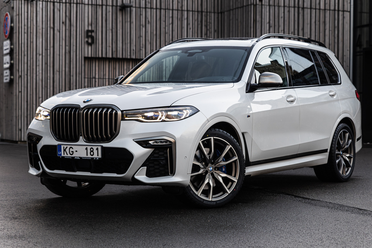 BMW X7 M50D X Drive M package, 6 seats - Car: picture 4 BMW X7 M50D X Drive M package, 6 seats - Car: picture 4