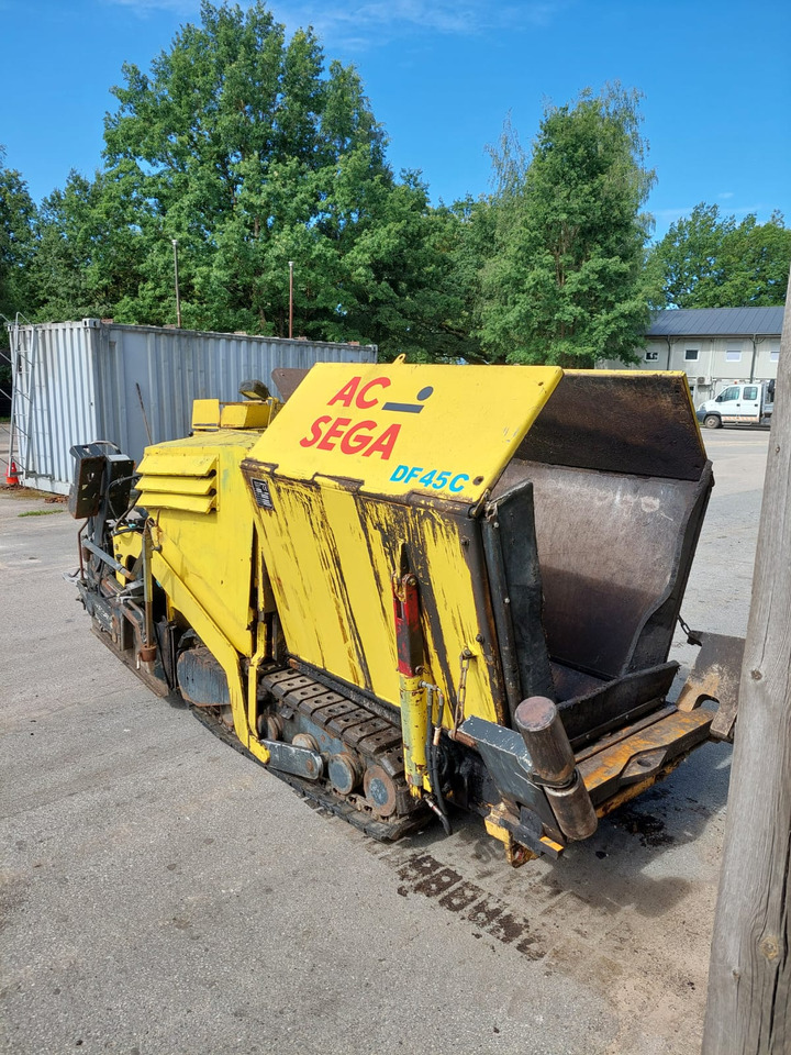 Demag DF45C Dynapac - Asphalt paver: picture 2 Demag DF45C Dynapac - Asphalt paver: picture 2