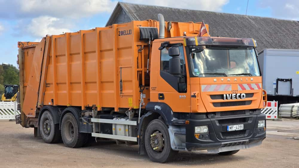 IVECO AD260 310HP - Refuse truck: picture 2 IVECO AD260 310HP - Refuse truck: picture 2