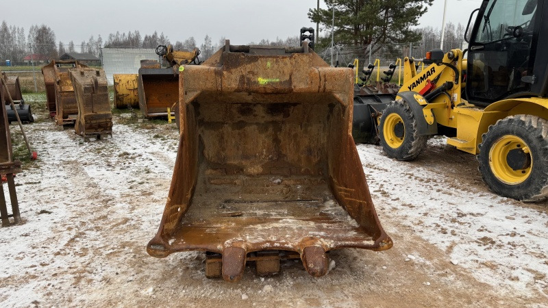 Volvo S80 1400mm - Excavator bucket for Excavator: picture 2 Volvo S80 1400mm - Excavator bucket for Excavator: picture 2