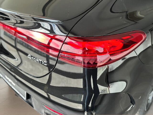 MERCEDES-BENZ EQE 350 4Matic AMG LINE+AC+ELECTRIC ART+ADVANCED... - Saloon car: picture 4 MERCEDES-BENZ EQE 350 4Matic AMG LINE+AC+ELECTRIC ART+ADVANCED... - Saloon car: picture 4