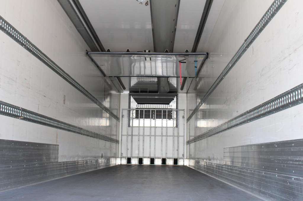 Chereau CV 1950Mt. 2,65h Strom Bi-Multi-Temp. TW LBW FRC - Refrigerated semi-trailer: picture 3 Chereau CV 1950Mt. 2,65h Strom Bi-Multi-Temp. TW LBW FRC - Refrigerated semi-trailer: picture 3
