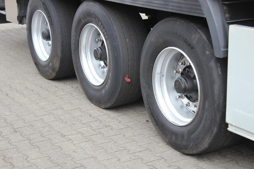 Chereau TK SLXi Spectrum Bi-Multi-Temp. TW FRC 26 - Refrigerated semi-trailer: picture 4 Chereau TK SLXi Spectrum Bi-Multi-Temp. TW FRC 26 - Refrigerated semi-trailer: picture 4