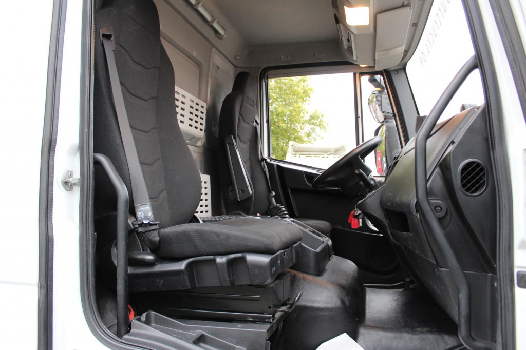Iveco Eurocargo 190-280 E6 Koffer 8,51m Roltor LBW - Box truck: picture 4 Iveco Eurocargo 190-280 E6 Koffer 8,51m Roltor LBW - Box truck: picture 4