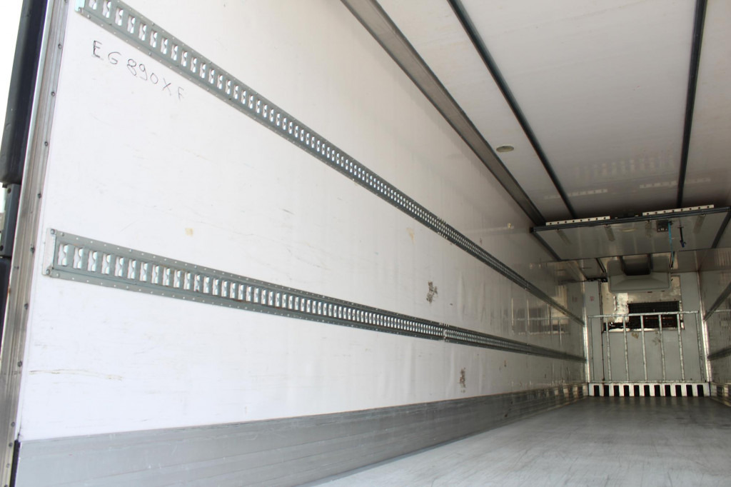 Lamberet TK SLXe Spectrum 2,65h Bi-Multi-Temp. TW FRC25 - Refrigerated semi-trailer: picture 2 Lamberet TK SLXe Spectrum 2,65h Bi-Multi-Temp. TW FRC25 - Refrigerated semi-trailer: picture 2
