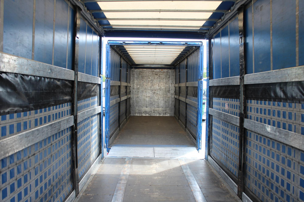 MAN TGX 26.460 Retarder Jumbo-Zug 120M3 Durchlade - Curtain side truck: picture 2 MAN TGX 26.460 Retarder Jumbo-Zug 120M3 Durchlade - Curtain side truck: picture 2
