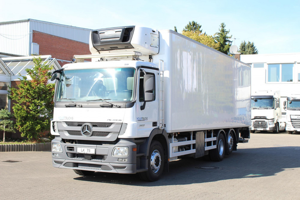 Mercedes-Benz Actros 2532 E5 CS 1150 Multi Bi-Temp LBW Rolltor - Refrigerated truck: picture 1 Mercedes-Benz Actros 2532 E5 CS 1150 Multi Bi-Temp LBW Rolltor - Refrigerated truck: picture 1