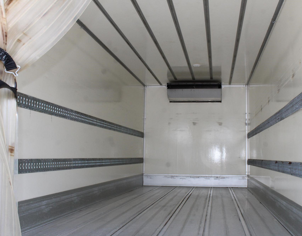 Mercedes-Benz Atego 1221 E6  TK T-800 R   Strom   Türen+LBW - Refrigerated truck: picture 2 Mercedes-Benz Atego 1221 E6  TK T-800 R   Strom   Türen+LBW - Refrigerated truck: picture 2