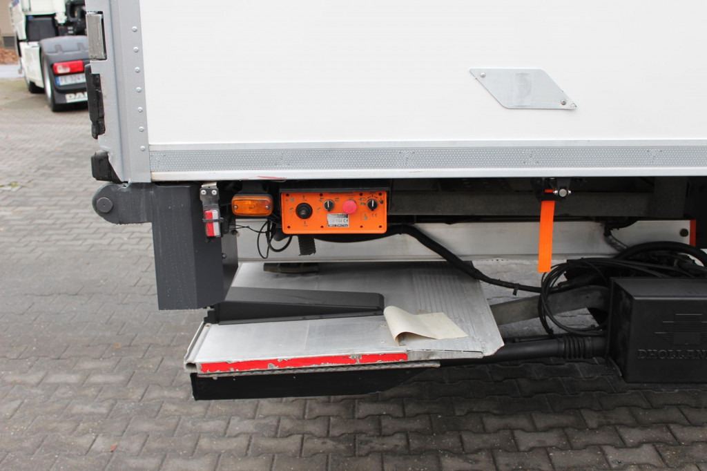 Renault D Wide E6 CS 1150Mt Bi-Temp. Tür+LBW TW Strom - Refrigerated truck: picture 5 Renault D Wide E6 CS 1150Mt Bi-Temp. Tür+LBW TW Strom - Refrigerated truck: picture 5