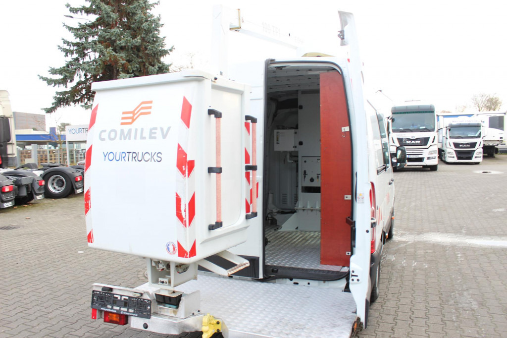 Renault Master Bühne EN100TF1 10m Klima 561h AHK - Truck mounted aerial platform: picture 4 Renault Master Bühne EN100TF1 10m Klima 561h AHK - Truck mounted aerial platform: picture 4