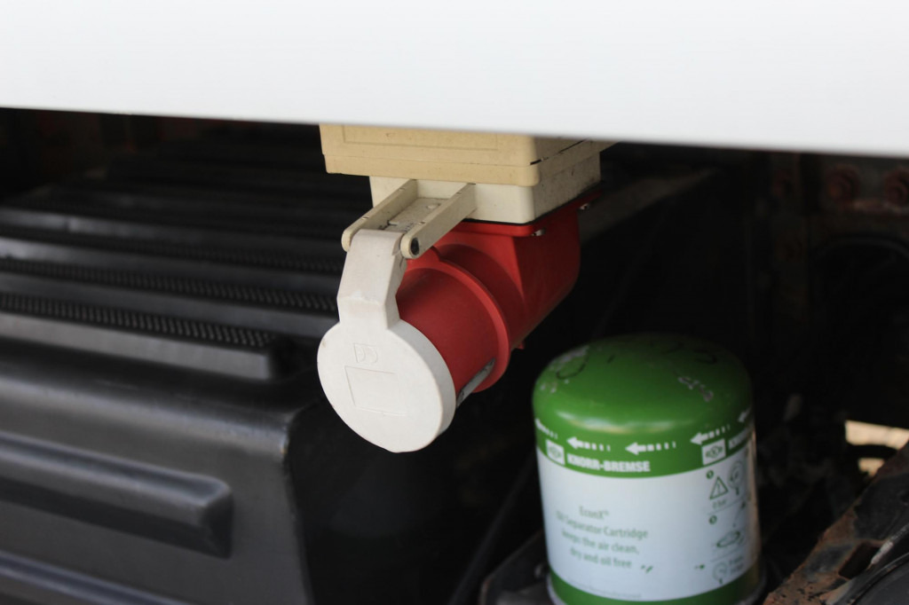 Renault Premium 450 DXi E5 TK TS300E LBW Sschlafkabine AHK - Refrigerated truck: picture 5 Renault Premium 450 DXi E5 TK TS300E LBW Sschlafkabine AHK - Refrigerated truck: picture 5