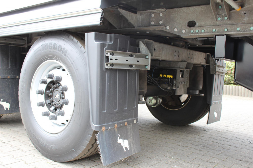 SCHMITZ Blumenbreite TW LBW Lenkachse Rent-Miete - Refrigerated semi-trailer: picture 3 SCHMITZ Blumenbreite TW LBW Lenkachse Rent-Miete - Refrigerated semi-trailer: picture 3