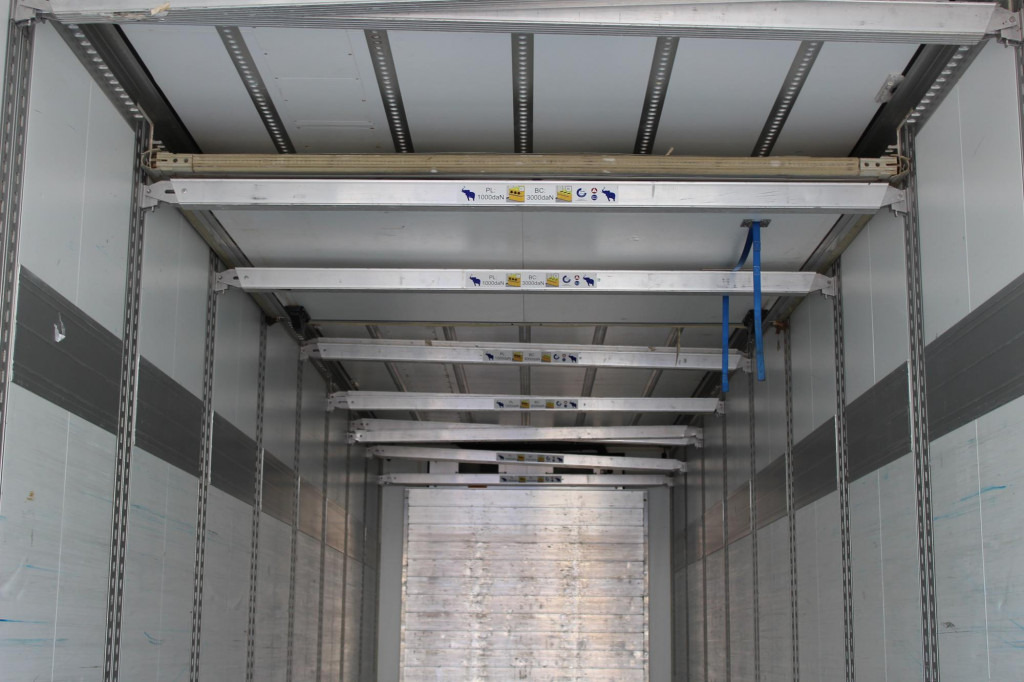 SCHMITZ Carrier Vector 1950Mt. Doppelstock Blumen LBW! - Refrigerated semi-trailer: picture 5 SCHMITZ Carrier Vector 1950Mt. Doppelstock Blumen LBW! - Refrigerated semi-trailer: picture 5