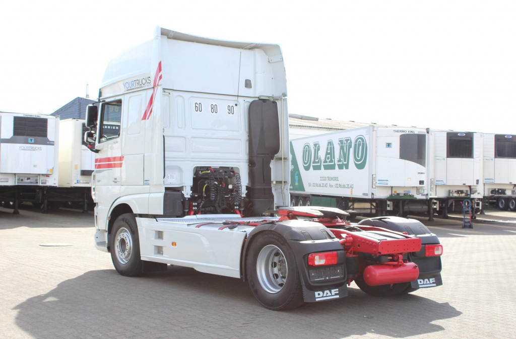 Tractor unit Daf 530 SSC Retarder Kühlbox 2 Tanks Standklima: picture 12 Tractor unit Daf 530 SSC Retarder Kühlbox 2 Tanks Standklima: picture 12