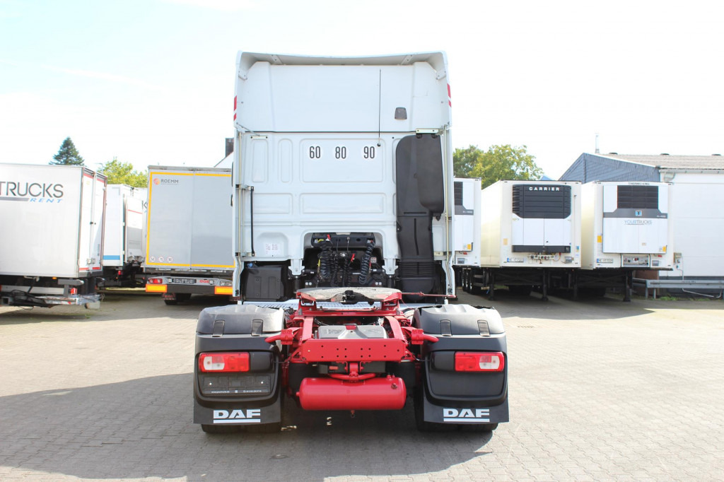 Tractor unit Daf 530 SSC Retarder Kühlbox 2 Tanks Standklima: picture 11 Tractor unit Daf 530 SSC Retarder Kühlbox 2 Tanks Standklima: picture 11