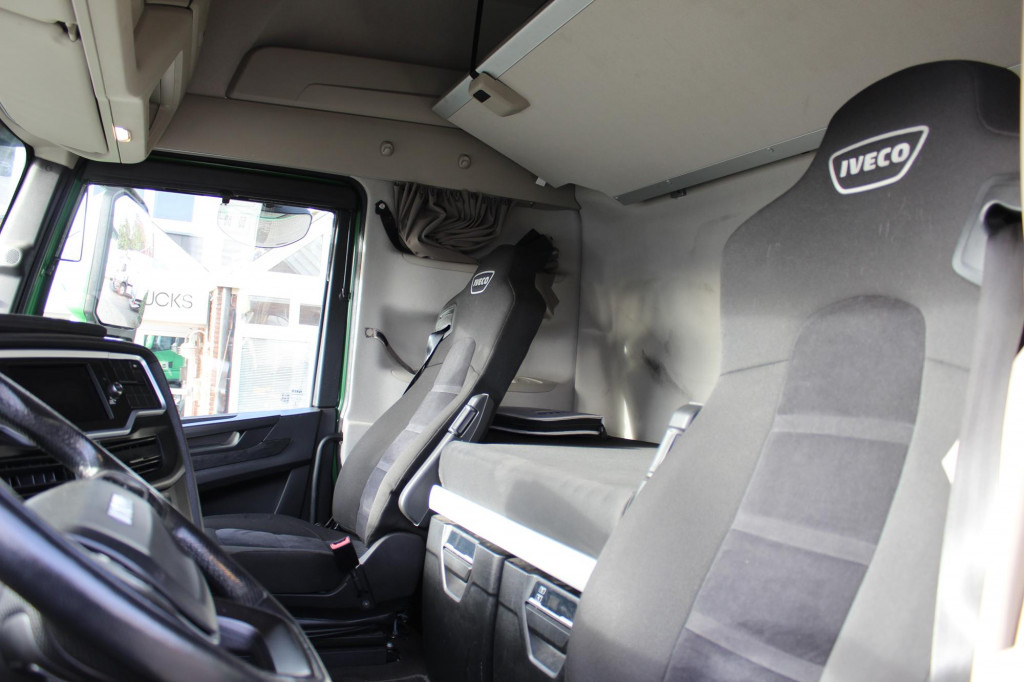 Iveco S-Way 510 Retarder Alufelgen Navi 2 x Kühlbox - Tractor unit: picture 5 Iveco S-Way 510 Retarder Alufelgen Navi 2 x Kühlbox - Tractor unit: picture 5