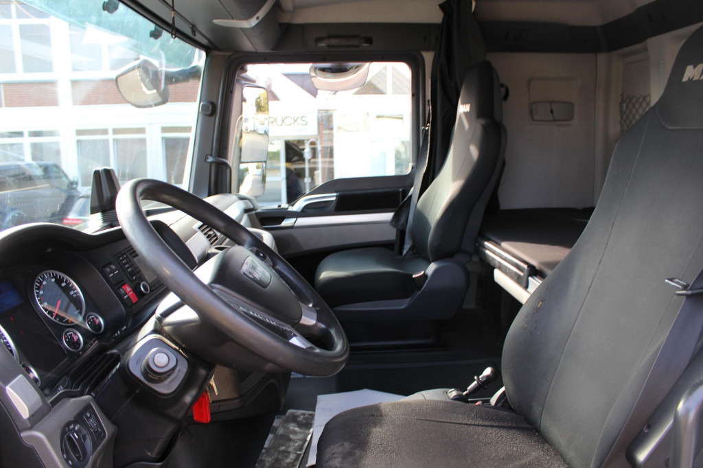 MAN TGX 18.480 E6 Flachdach 2 Tanks Retarder - Tractor unit: picture 4 MAN TGX 18.480 E6 Flachdach 2 Tanks Retarder - Tractor unit: picture 4