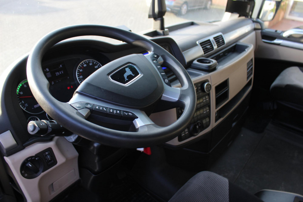 MAN TGX 18.510 E6 XXL Retarder Kühlbox Navi VIN: LP - Tractor unit: picture 5 MAN TGX 18.510 E6 XXL Retarder Kühlbox Navi VIN: LP - Tractor unit: picture 5