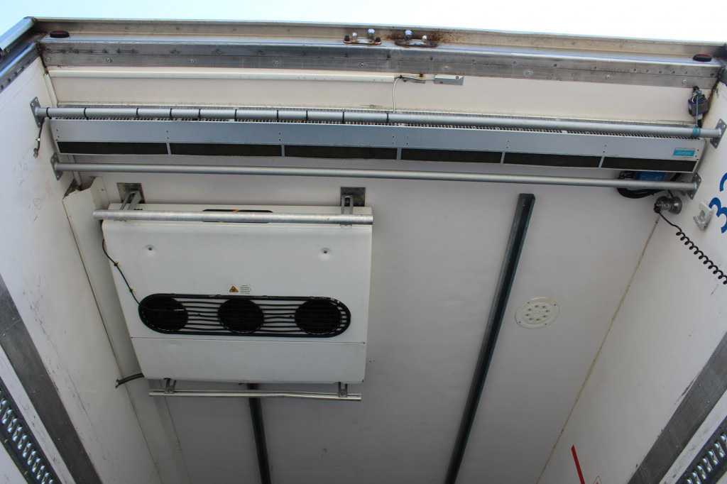 Volvo FM 420 E6 TK T-1200 Spect. Bi-Temp. Strom LBW TW - Refrigerated truck: picture 2 Volvo FM 420 E6 TK T-1200 Spect. Bi-Temp. Strom LBW TW - Refrigerated truck: picture 2