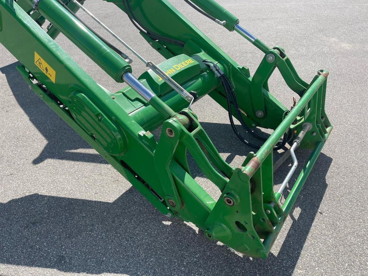 John Deere 6R250 Frontlader 683R / TOP Zustand - Attachment: picture 5 John Deere 6R250 Frontlader 683R / TOP Zustand - Attachment: picture 5