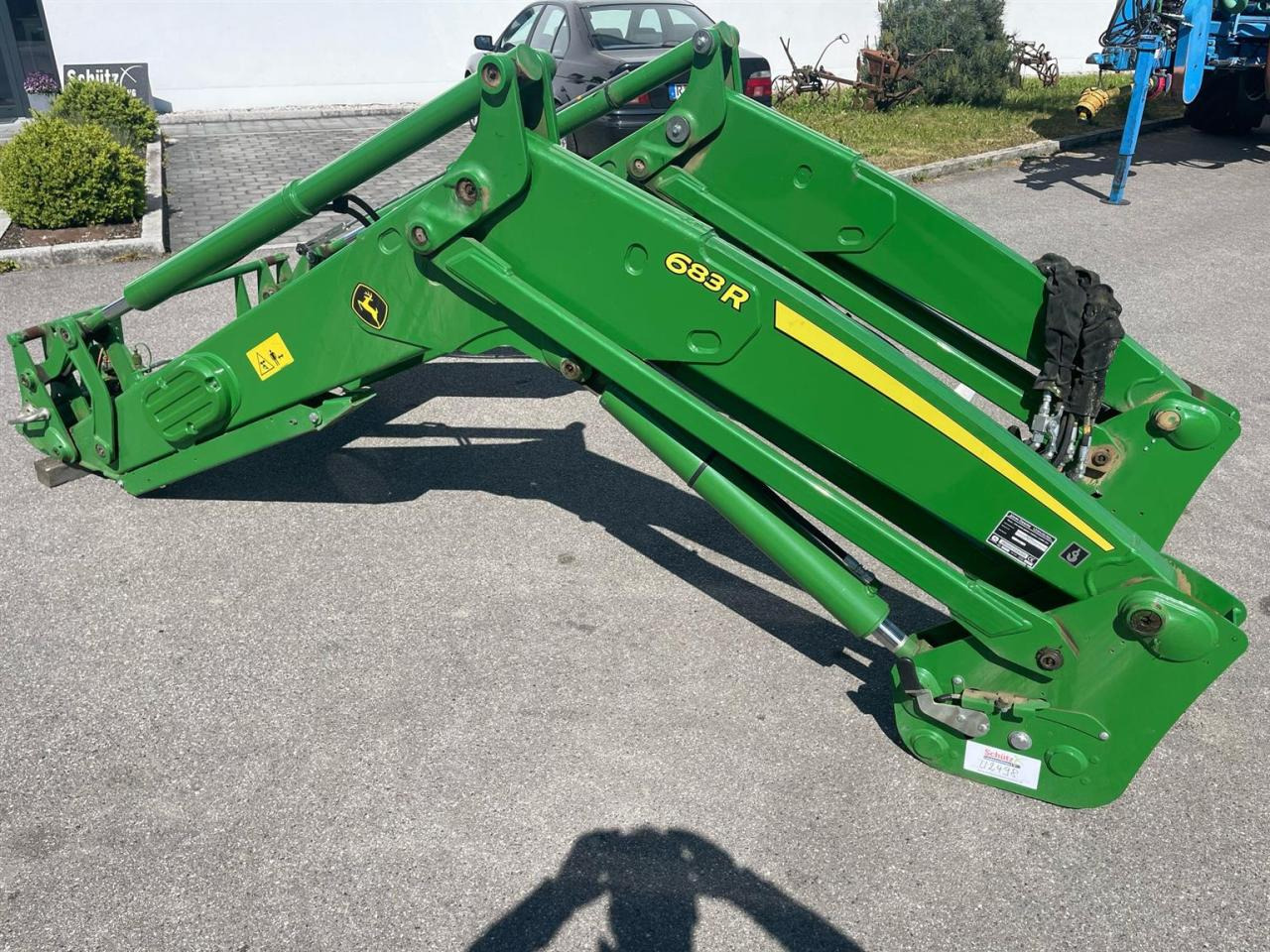 John Deere 6R250 Frontlader 683R / TOP Zustand - Attachment: picture 2 John Deere 6R250 Frontlader 683R / TOP Zustand - Attachment: picture 2