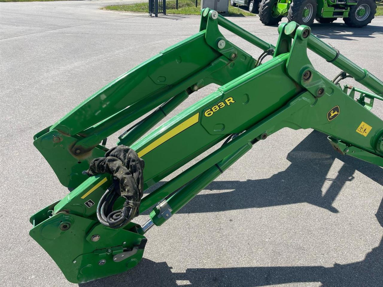 John Deere 6R250 Frontlader 683R / TOP Zustand - Attachment: picture 3 John Deere 6R250 Frontlader 683R / TOP Zustand - Attachment: picture 3