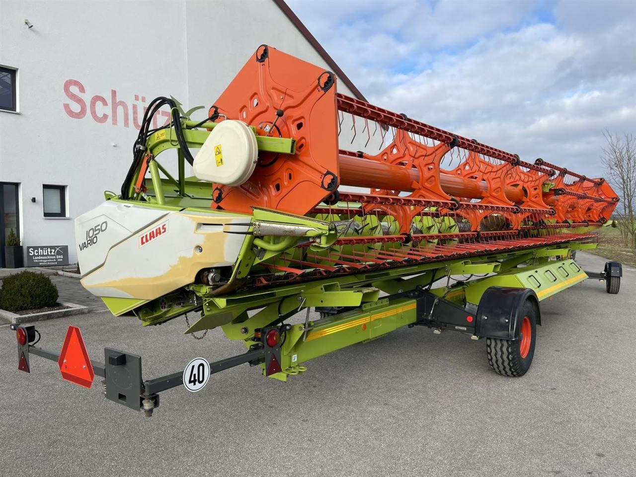 CLAAS Schneidwerk Claas Vario V1050, 1600ha, LED Laser, Baujahr 2016 - Grain header: picture 2 CLAAS Schneidwerk Claas Vario V1050, 1600ha, LED Laser, Baujahr 2016 - Grain header: picture 2