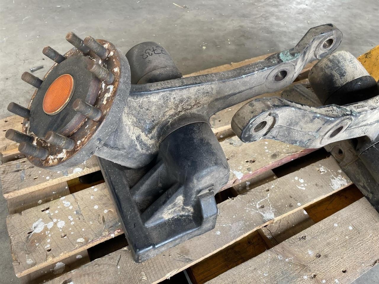 Case-IH New Holland Achsschenkel - Axle and parts for Agricultural machinery: picture 3 Case-IH New Holland Achsschenkel - Axle and parts for Agricultural machinery: picture 3