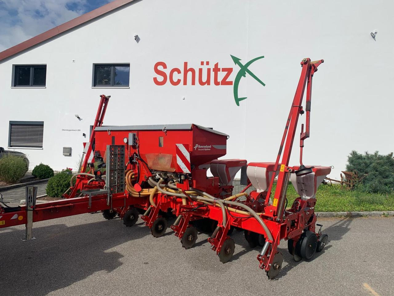 Kverneland Optima HD - Precision seeder: picture 1 Kverneland Optima HD - Precision seeder: picture 1