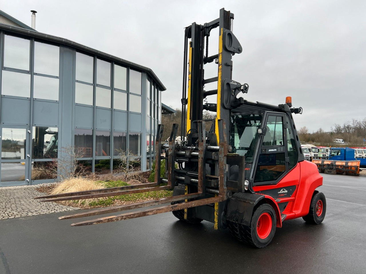 Linde H 80-900 EVO Linde H 80-900 EVO - Diesel forklift: picture 1 Linde H 80-900 EVO Linde H 80-900 EVO - Diesel forklift: picture 1
